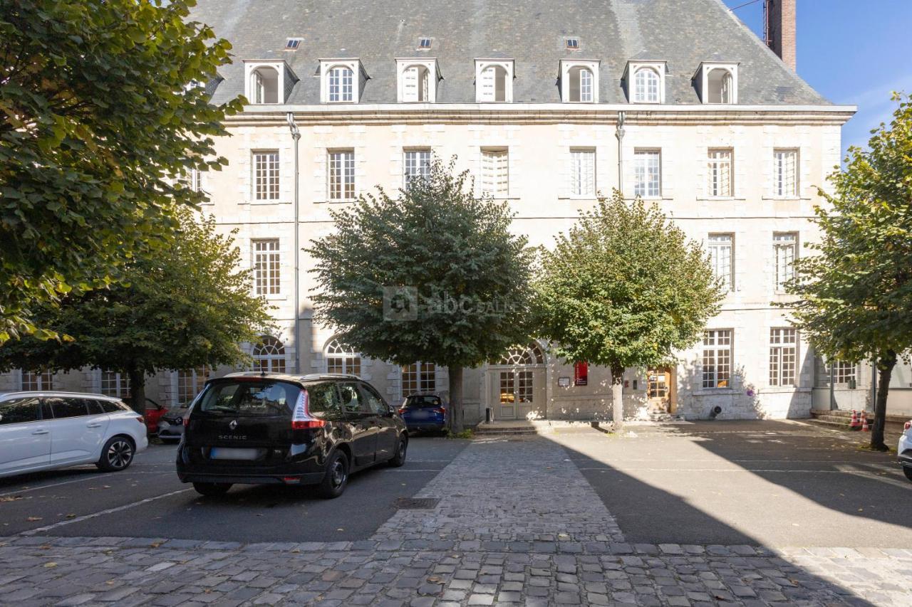 Hotellerie Saint Yves Chartres Esterno foto