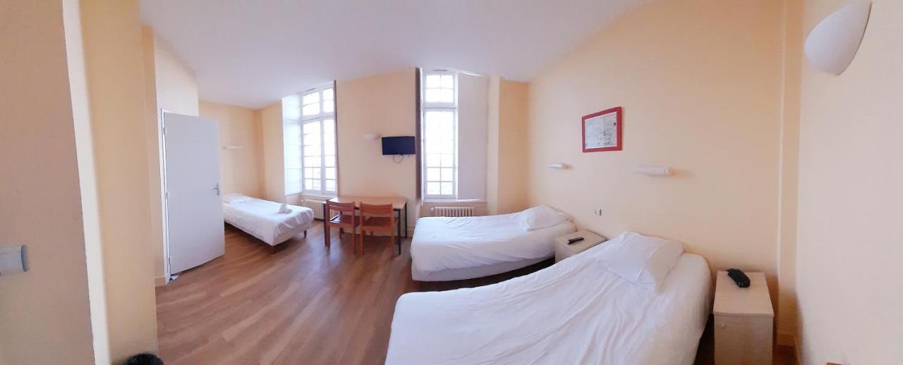 Hotellerie Saint Yves Chartres Esterno foto